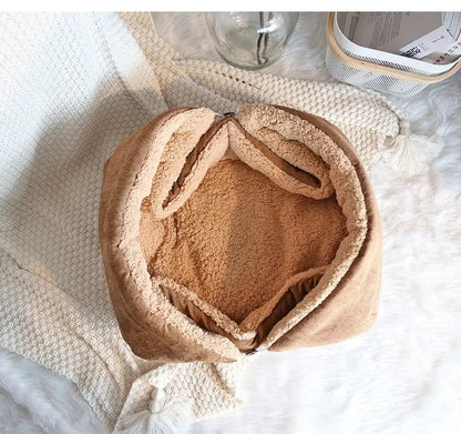 Cats Beds for Winter Warm Accessories Kitten Houses Dog Bed Basket Mat Things Cushions House Puppy Goods Pet Supplies